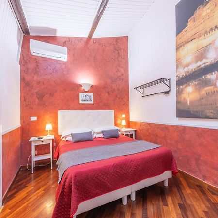 רומא Room In Bb - Skylight Double Room In History House מראה חיצוני תמונה