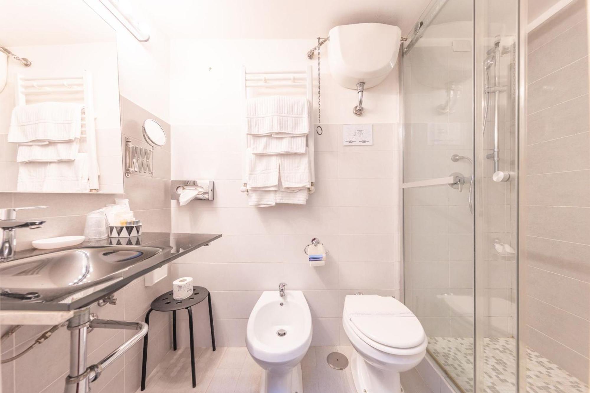 רומא Room In Bb - Skylight Double Room In History House מראה חיצוני תמונה