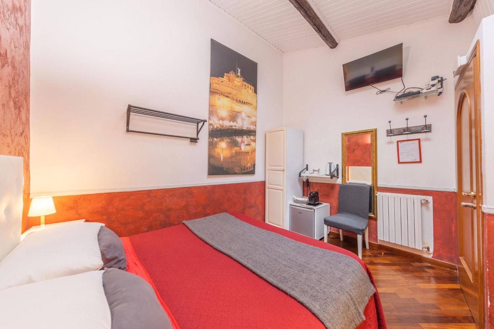 רומא Room In Bb - Skylight Double Room In History House מראה חיצוני תמונה